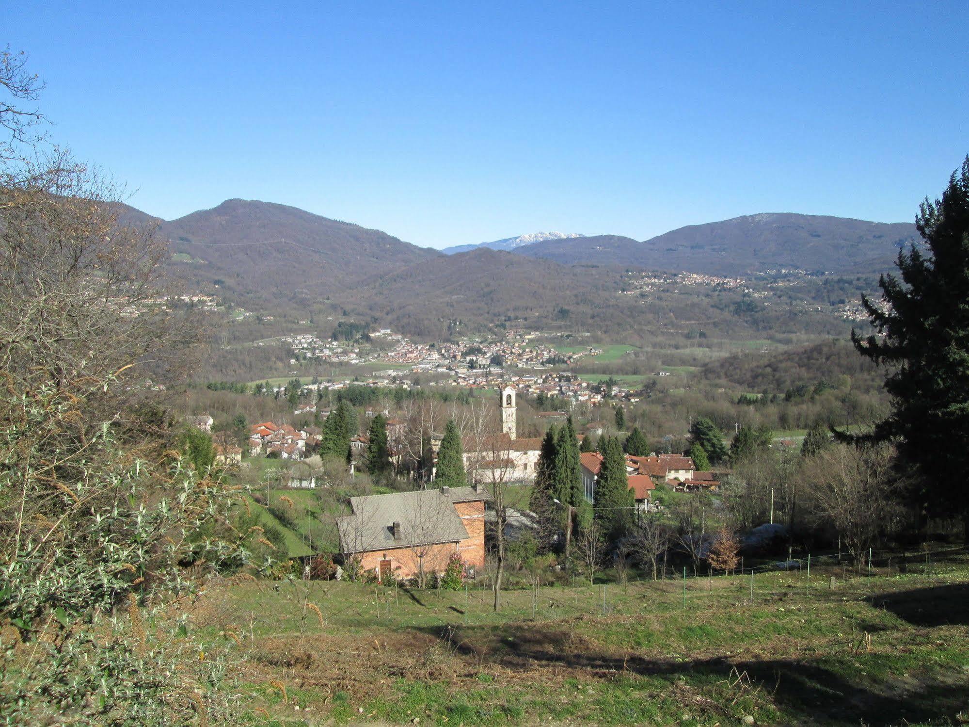 Bed and Breakfast La Casa Del Borgo Brissago-Valtravaglia Экстерьер фото